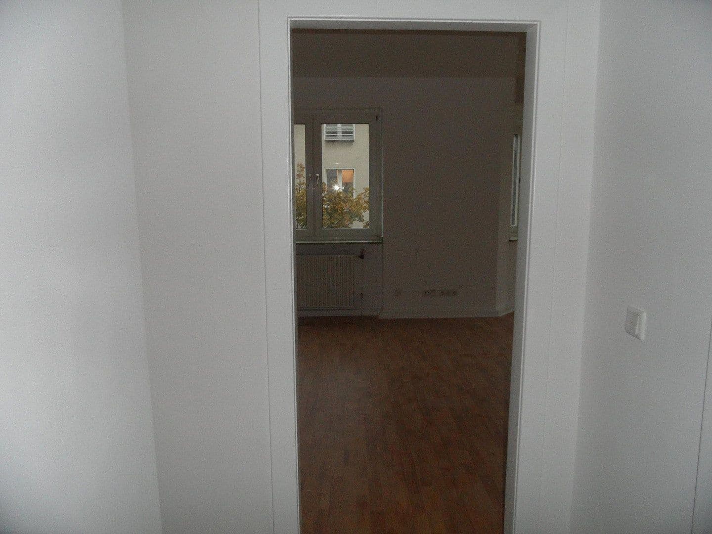Pronájem bytu 2+1 61 m², Düsseldorf, Severní Porýní-Vestfálsko Pronájem bytu 2+1 61 m², Düsseldorf, Severní Porýní-Vestfálsko
