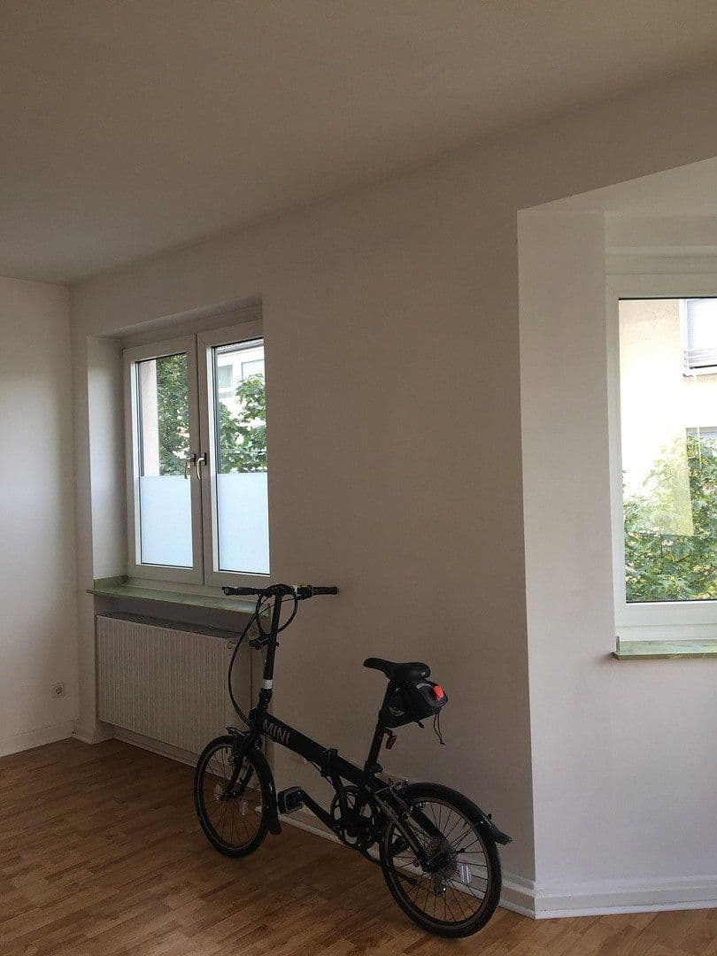 Pronájem bytu 2+1 61 m², Düsseldorf, Severní Porýní-Vestfálsko Pronájem bytu 2+1 61 m², Düsseldorf, Severní Porýní-Vestfálsko