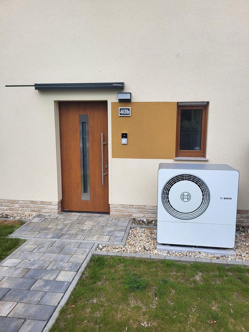 Prodej domu 143 m², pozemek 350 m², Seepromenade 40b, Falkensee, Braniborsko Prodej domu 143 m², pozemek 350 m², Seepromenade 40b, Falkensee, Braniborsko
