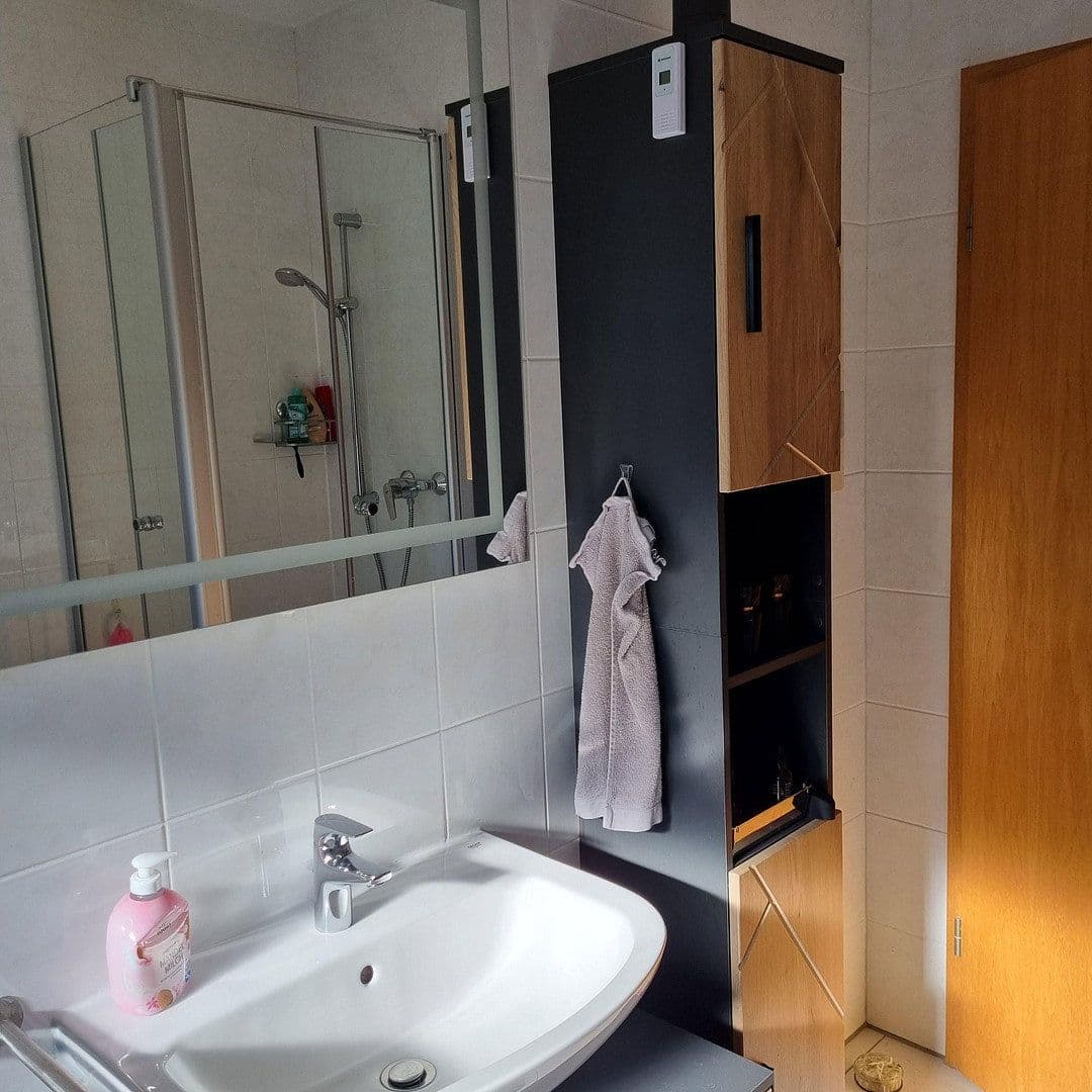 Pronájem bytu 3+1 95 m², Ettringen, Porýní-Falc Pronájem bytu 3+1 95 m², Ettringen, Porýní-Falc