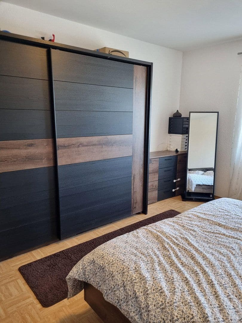 Pronájem bytu 3+1 95 m², Ettringen, Porýní-Falc Pronájem bytu 3+1 95 m², Ettringen, Porýní-Falc