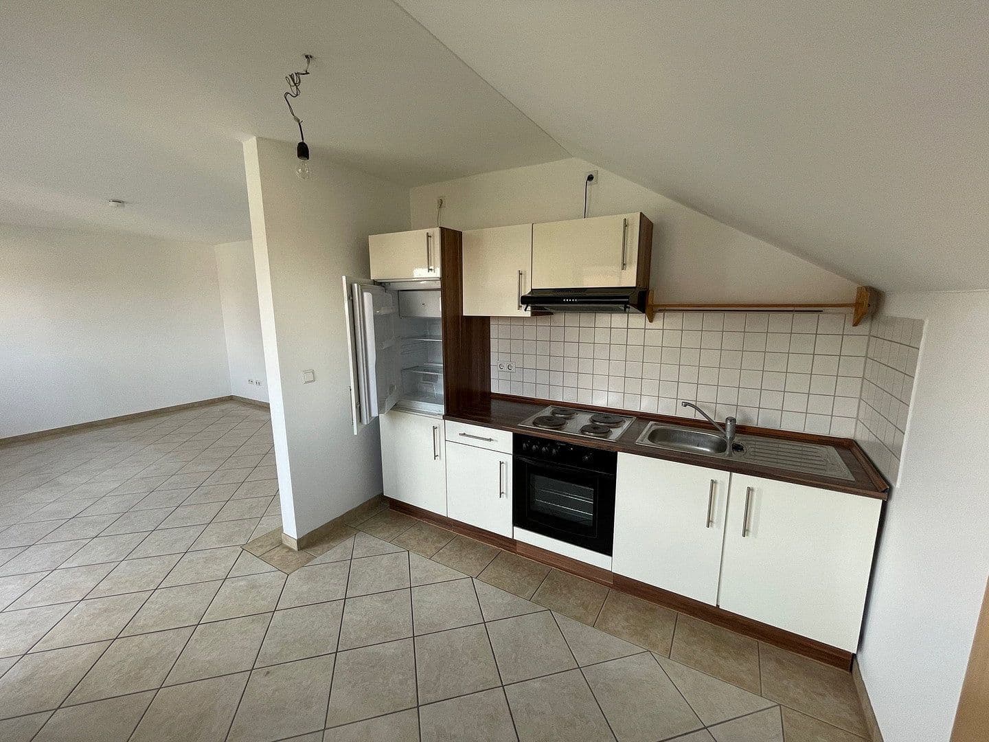 Pronájem bytu 3+1 58 m², Hofkirchen, Bavorsko Pronájem bytu 3+1 58 m², Hofkirchen, Bavorsko