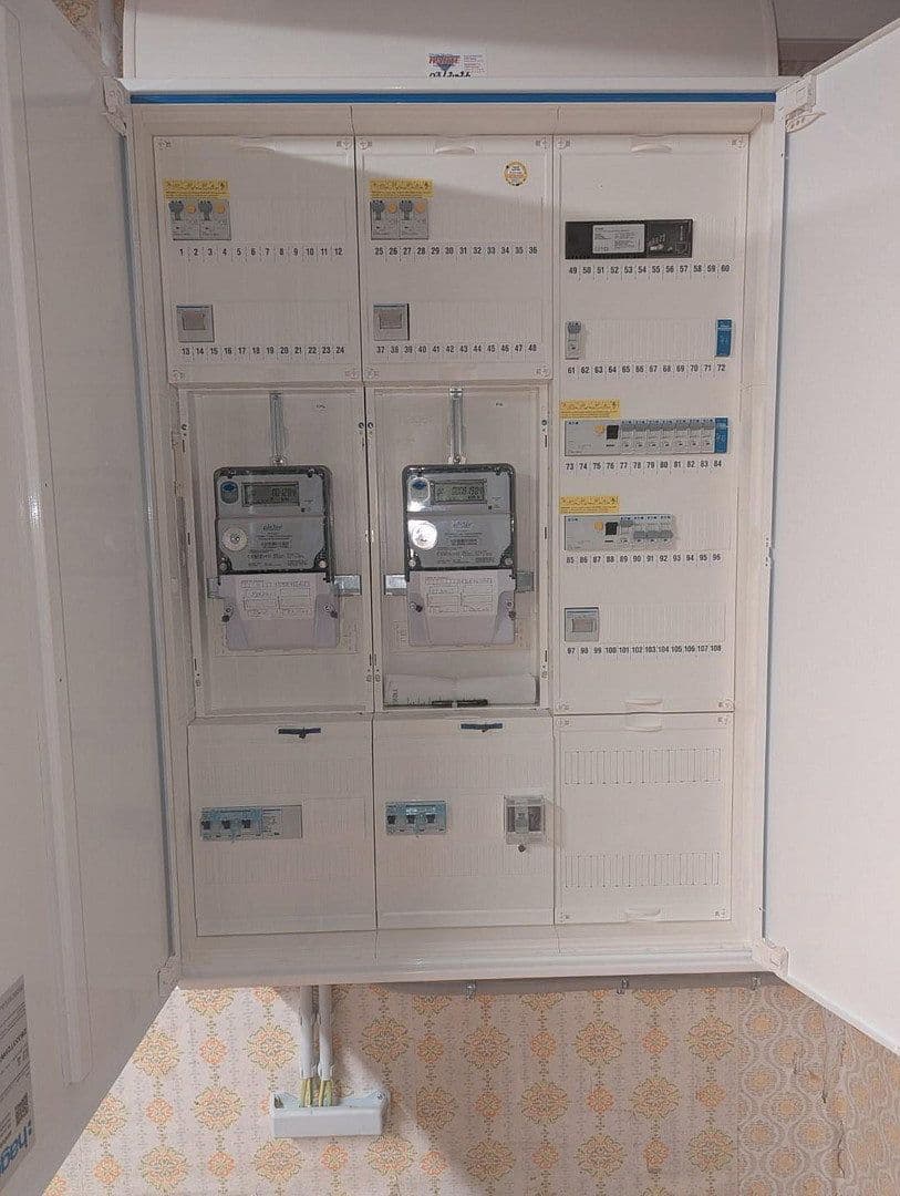 Prodej domu 123 m², pozemek 1.000 m², Lehrte, Dolní Sasko Prodej domu 123 m², pozemek 1.000 m², Lehrte, Dolní Sasko