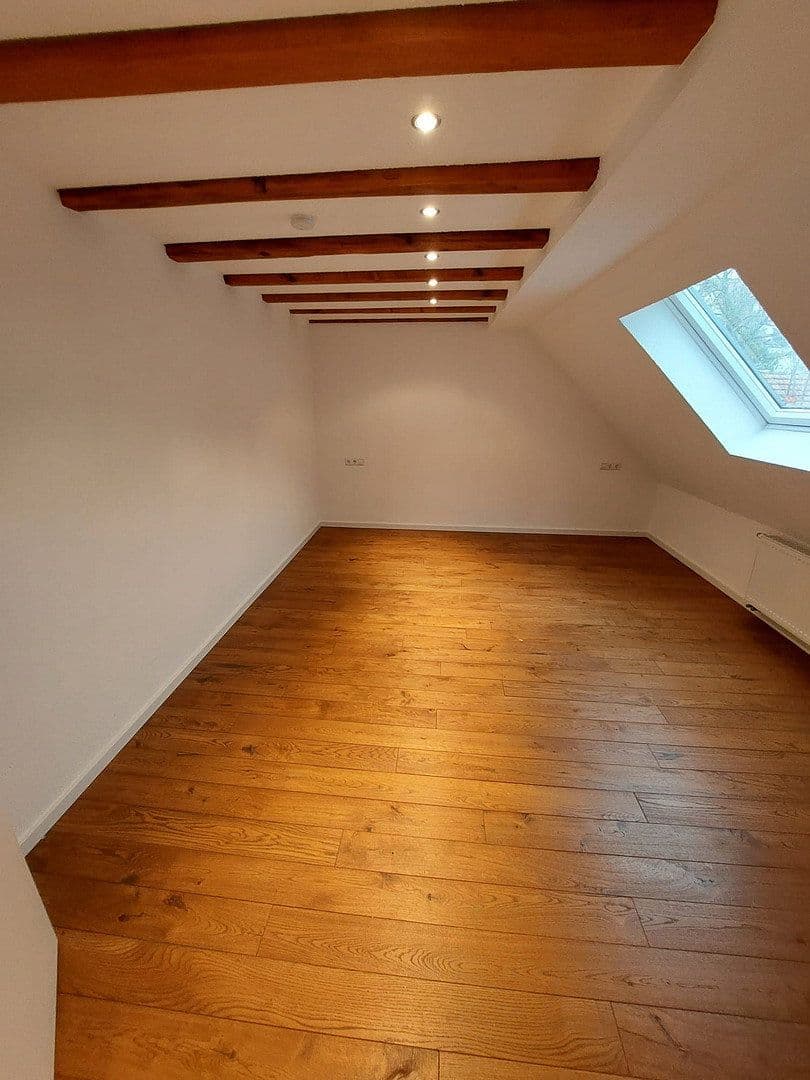Pronájem bytu 3+1 99 m², Pfarrgasse 10, Göppingen, Bádensko-Württembersko Pronájem bytu 3+1 99 m², Pfarrgasse 10, Göppingen, Bádensko-Württembersko