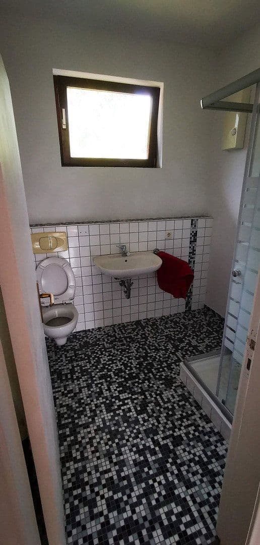 Prodej domu 150 m², pozemek 567 m², Ulmenstr. 8, Hude (Oldenburg), Dolní Sasko Prodej domu 150 m², pozemek 567 m², Ulmenstr. 8, Hude (Oldenburg), Dolní Sasko