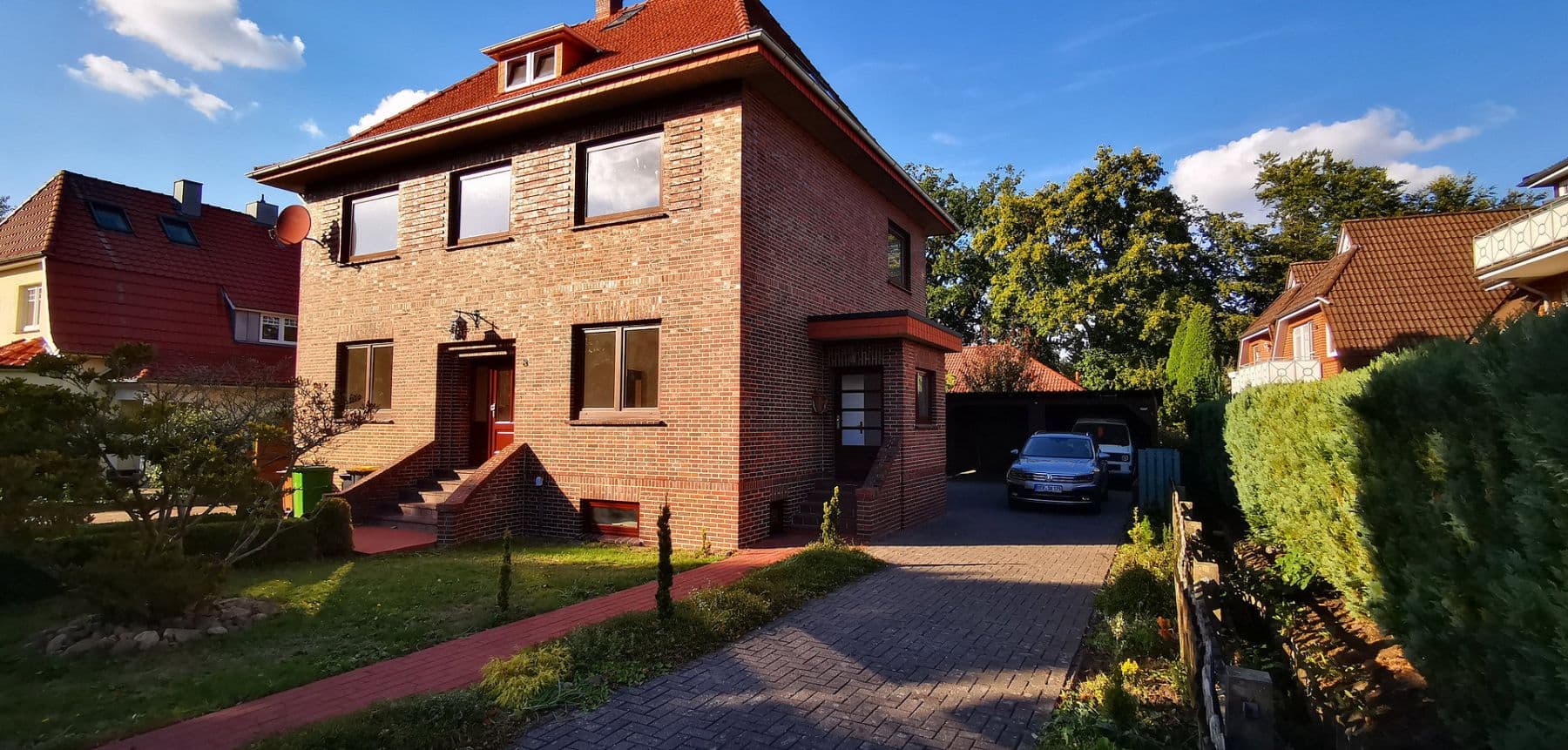 Prodej domu 150 m², pozemek 567 m², Ulmenstr. 8, Hude (Oldenburg), Dolní Sasko Prodej domu 150 m², pozemek 567 m², Ulmenstr. 8, Hude (Oldenburg), Dolní Sasko