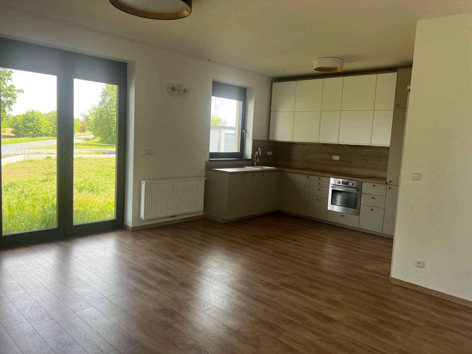 Pronájem bytu 1+kk 47 m², Chýňská, Červený Újezd, Středočeský kraj Pronájem bytu 1+kk 47 m², Chýňská, Červený Újezd, Středočeský kraj