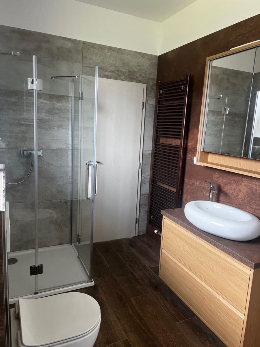 Pronájem bytu 1+kk 47 m², Chýňská, Červený Újezd, Středočeský kraj Pronájem bytu 1+kk 47 m², Chýňská, Červený Újezd, Středočeský kraj
