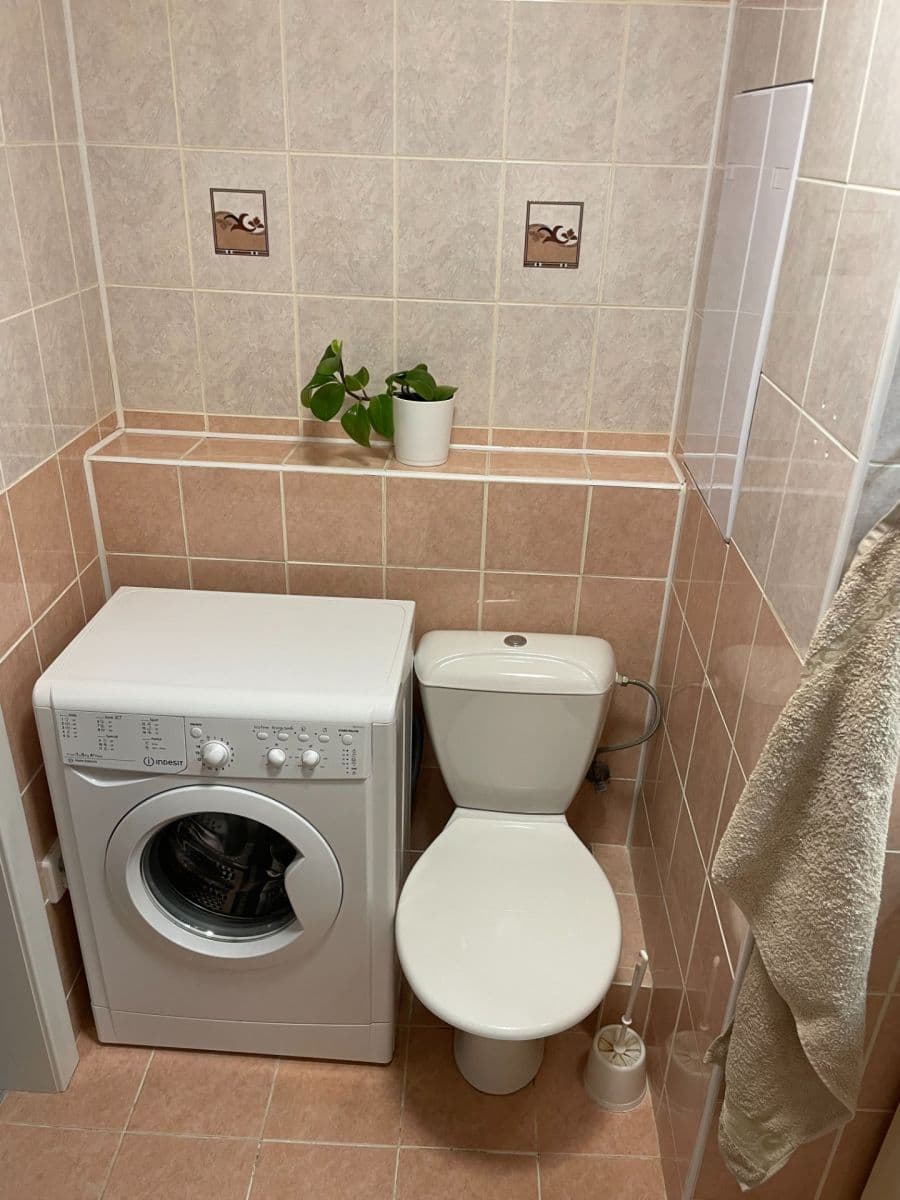 Pronájem bytu 2+kk 42 m², U Valu, Praha, Praha Pronájem bytu 2+kk 42 m², U Valu, Praha, Praha
