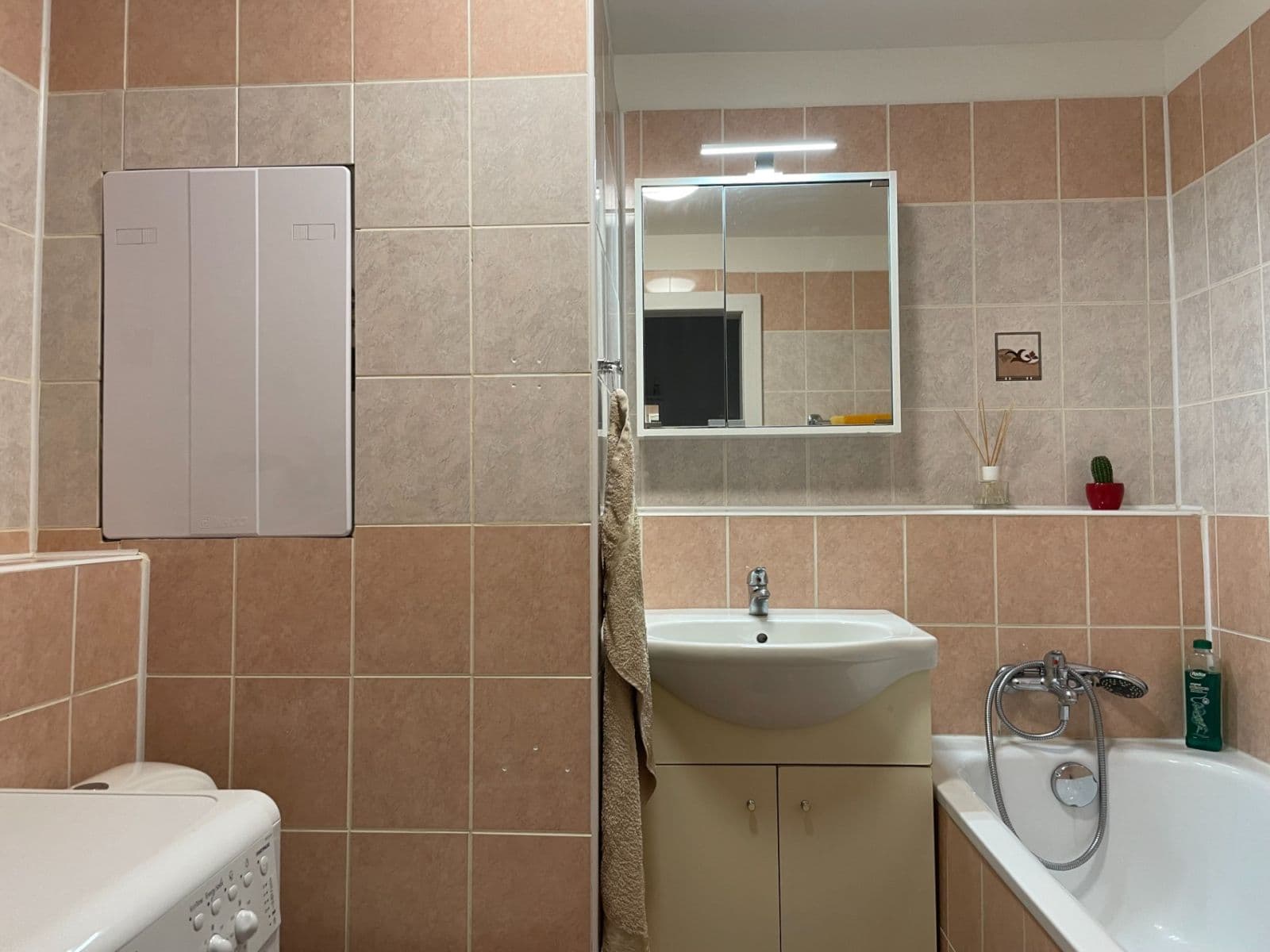 Pronájem bytu 2+kk 42 m², U Valu, Praha, Praha Pronájem bytu 2+kk 42 m², U Valu, Praha, Praha