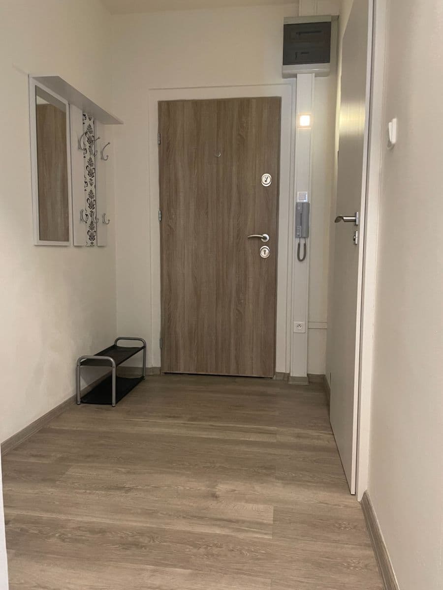 Pronájem bytu 2+kk 42 m², U Valu, Praha, Praha Pronájem bytu 2+kk 42 m², U Valu, Praha, Praha