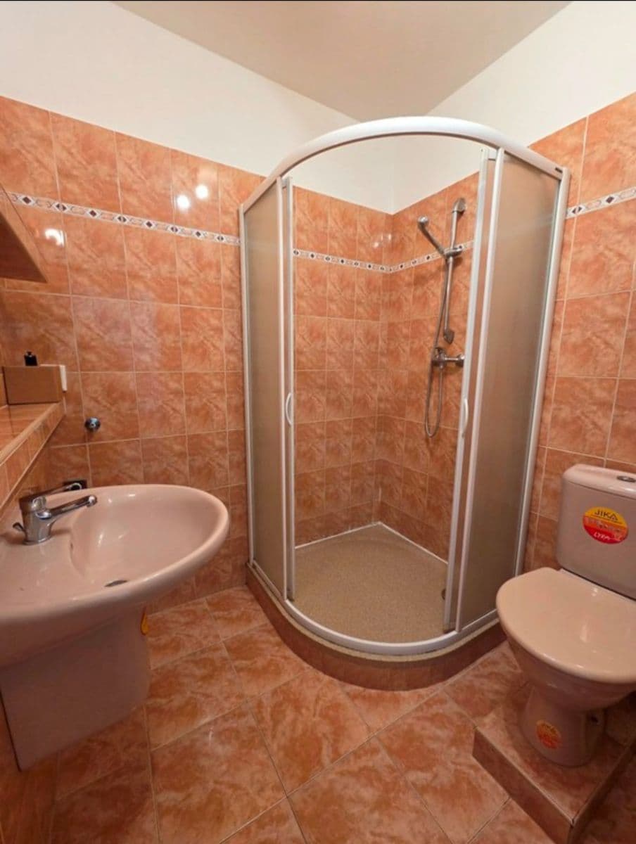 Pronájem bytu 2+1 45 m², Pionýrská, Olomouc, Olomoucký kraj Pronájem bytu 2+1 45 m², Pionýrská, Olomouc, Olomoucký kraj