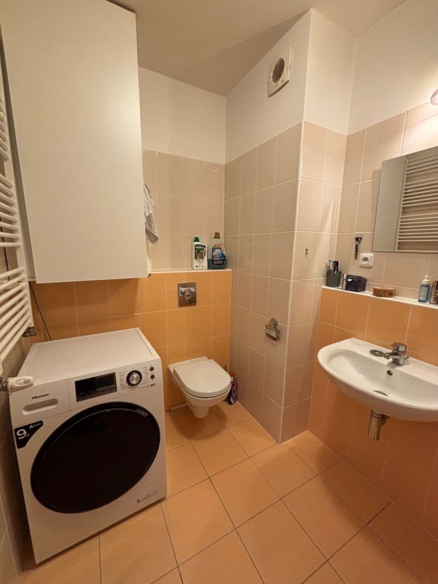 Prodej bytu 2+kk 575 m², Říčanská, Brno, Jihomoravský kraj Prodej bytu 2+kk 575 m², Říčanská, Brno, Jihomoravský kraj