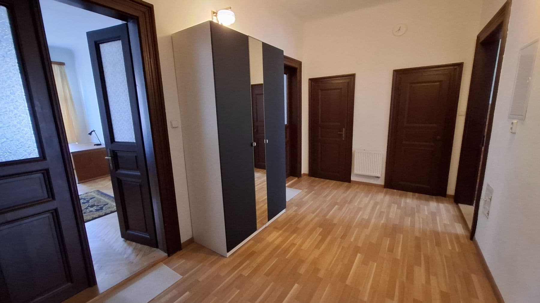 Pronájem bytu 3+1 109 m², Korunní, Praha, Praha Pronájem bytu 3+1 109 m², Korunní, Praha, Praha