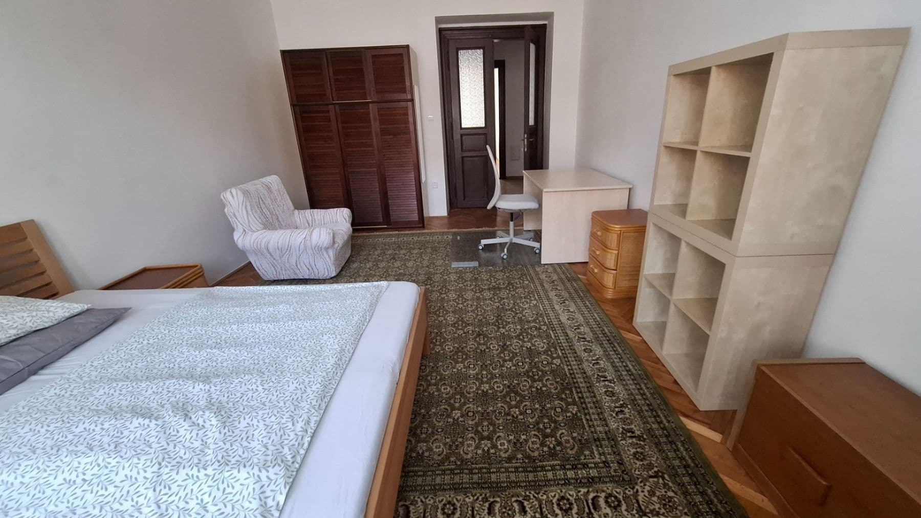 Pronájem bytu 3+1 109 m², Korunní, Praha, Praha Pronájem bytu 3+1 109 m², Korunní, Praha, Praha