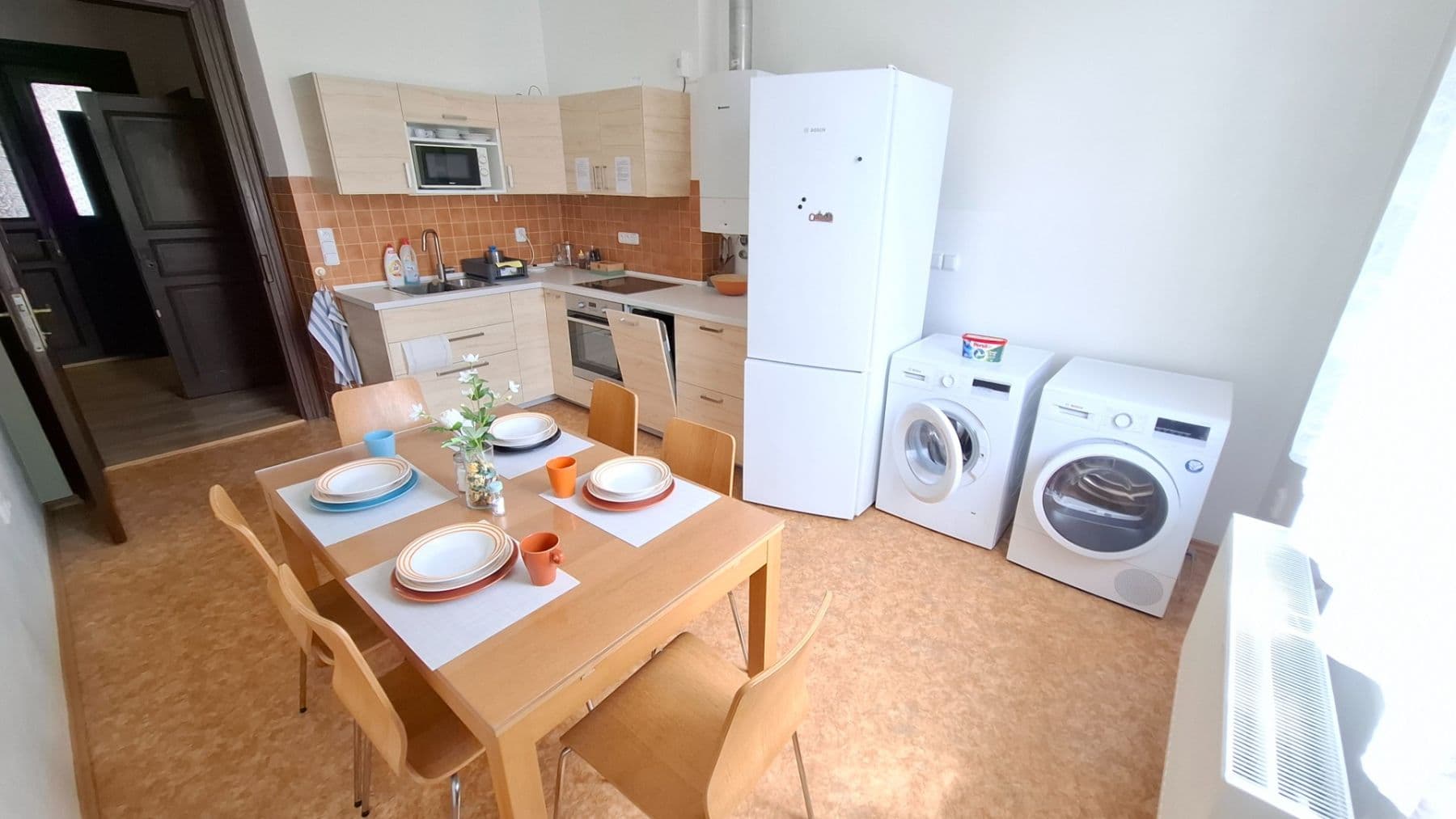 Pronájem bytu 3+1 109 m², Korunní, Praha, Praha Pronájem bytu 3+1 109 m², Korunní, Praha, Praha