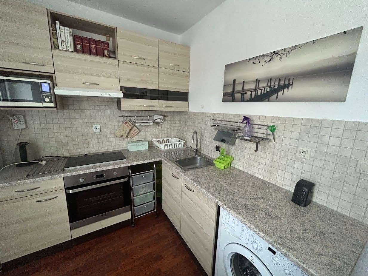 Pronájem bytu 2+1 36 m², Hlinská, Žilina, Žilinský kraj Pronájem bytu 2+1 36 m², Hlinská, Žilina, Žilinský kraj