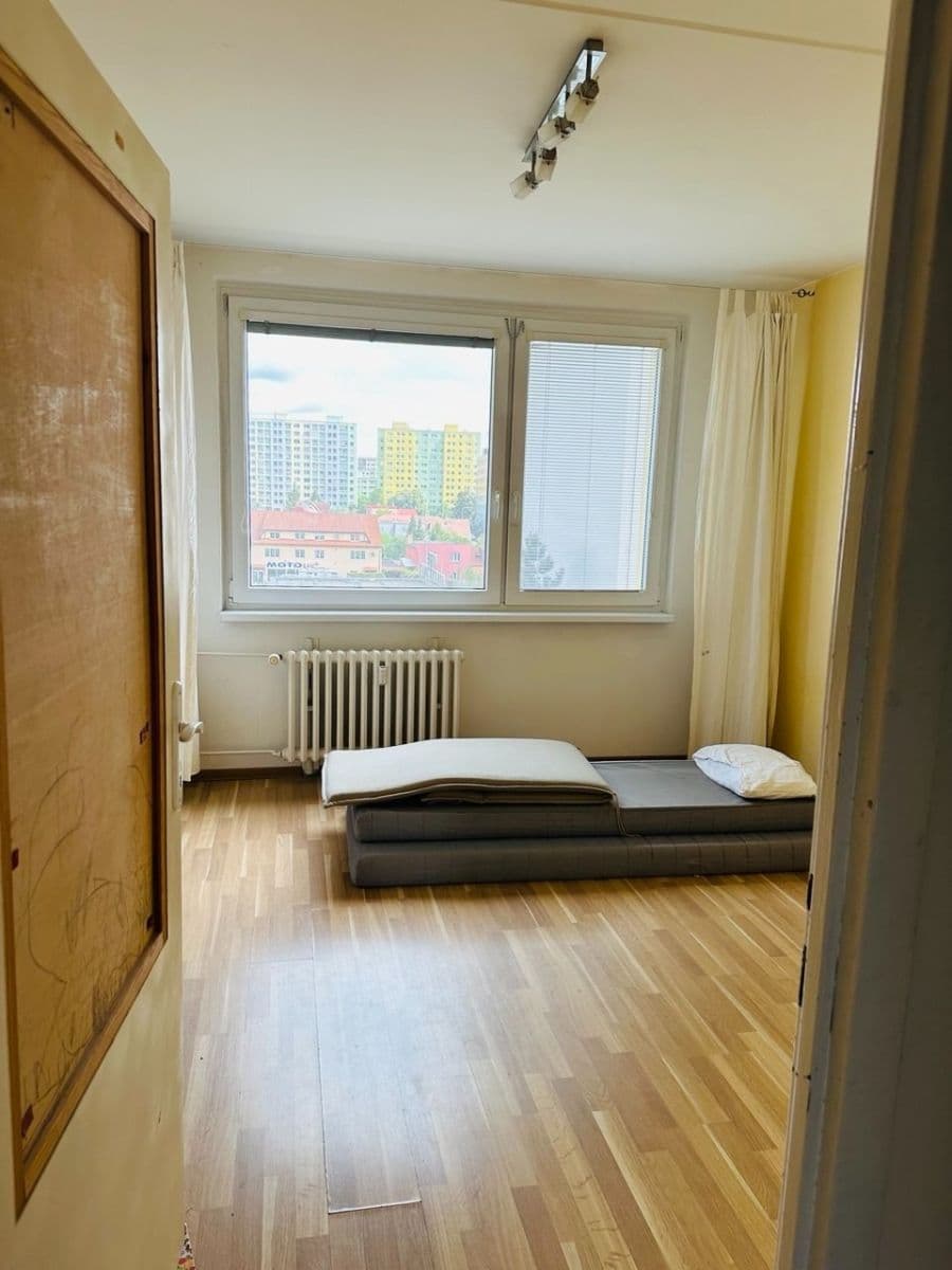 Prodej bytu 3+1 70 m², Valentova, Praha, Praha Prodej bytu 3+1 70 m², Valentova, Praha, Praha
