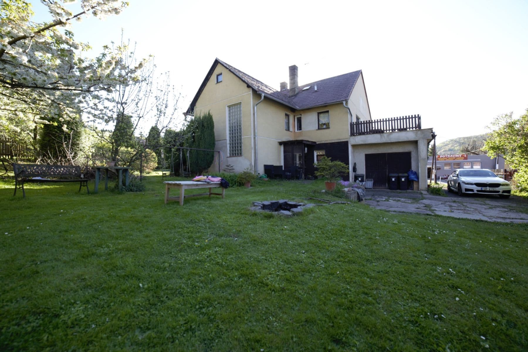 Prodej domu 301 m², pozemek 1.038 m², Huntířov, Ústecký kraj Prodej domu 301 m², pozemek 1.038 m², Huntířov, Ústecký kraj