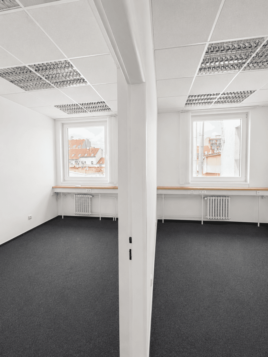 Pronájem kanceláře 48 m², Sokolovská, Praha, Praha Pronájem kanceláře 48 m², Sokolovská, Praha, Praha