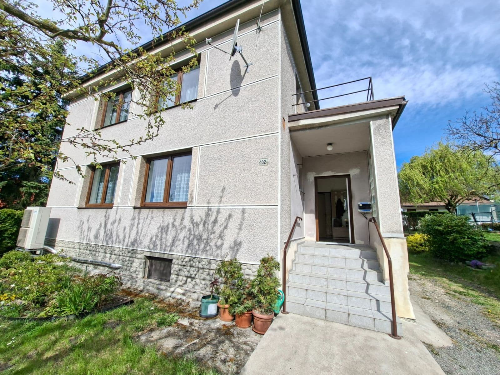 Prodej domu 200 m², pozemek 781 m², Velká Strana, Vrbice, Středočeský kraj Prodej domu 200 m², pozemek 781 m², Velká Strana, Vrbice, Středočeský kraj