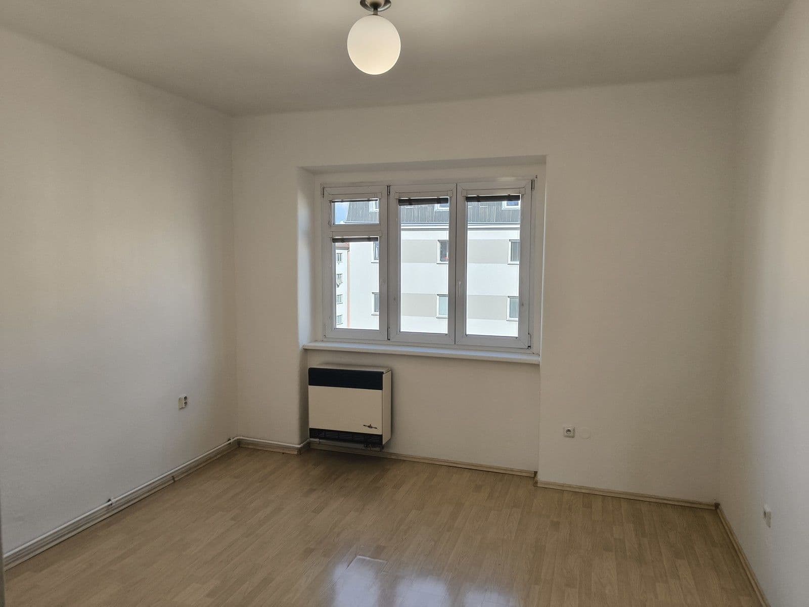 Pronájem bytu 2+kk 51 m², Masarykova třída, Olomouc, Olomoucký kraj Pronájem bytu 2+kk 51 m², Masarykova třída, Olomouc, Olomoucký kraj