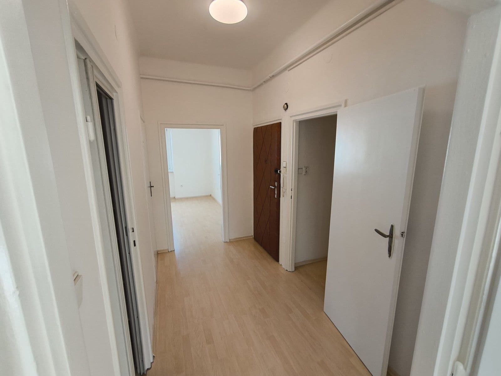 Pronájem bytu 2+kk 51 m², Masarykova třída, Olomouc, Olomoucký kraj Pronájem bytu 2+kk 51 m², Masarykova třída, Olomouc, Olomoucký kraj