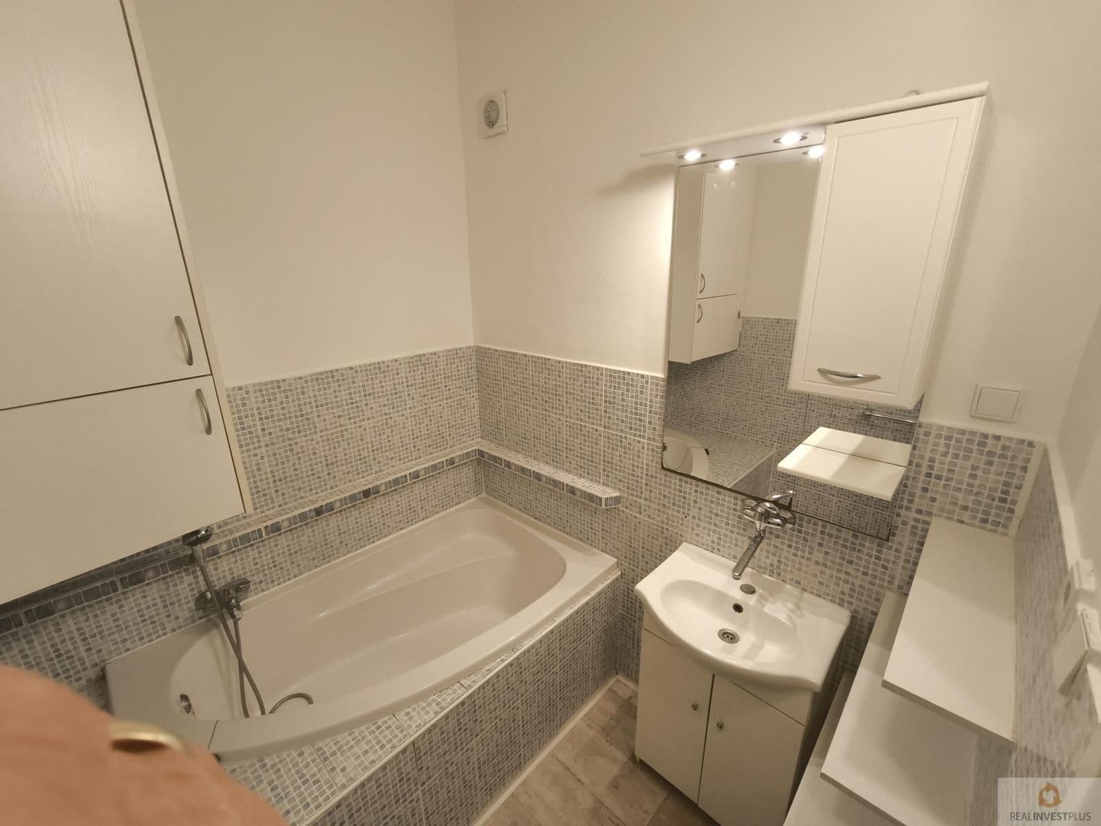 Pronájem bytu 2+kk 51 m², Masarykova třída, Olomouc, Olomoucký kraj Pronájem bytu 2+kk 51 m², Masarykova třída, Olomouc, Olomoucký kraj