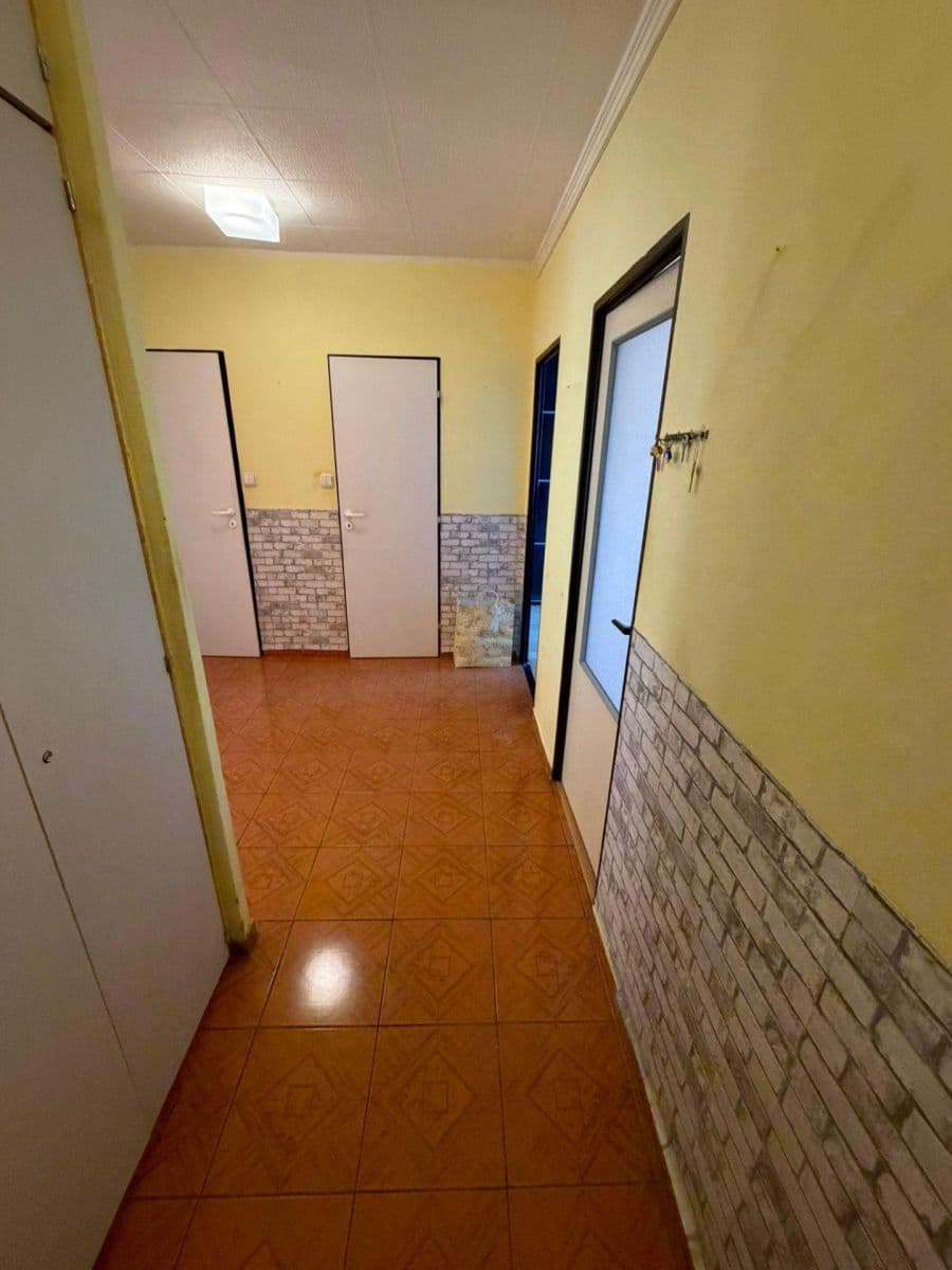 Prodej bytu 3+1 71 m², Ohradní, Praha, Praha Prodej bytu 3+1 71 m², Ohradní, Praha, Praha