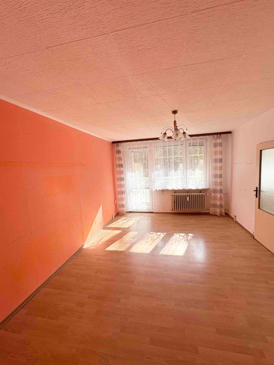 Prodej bytu 3+1 71 m², Ohradní, Praha, Praha Prodej bytu 3+1 71 m², Ohradní, Praha, Praha