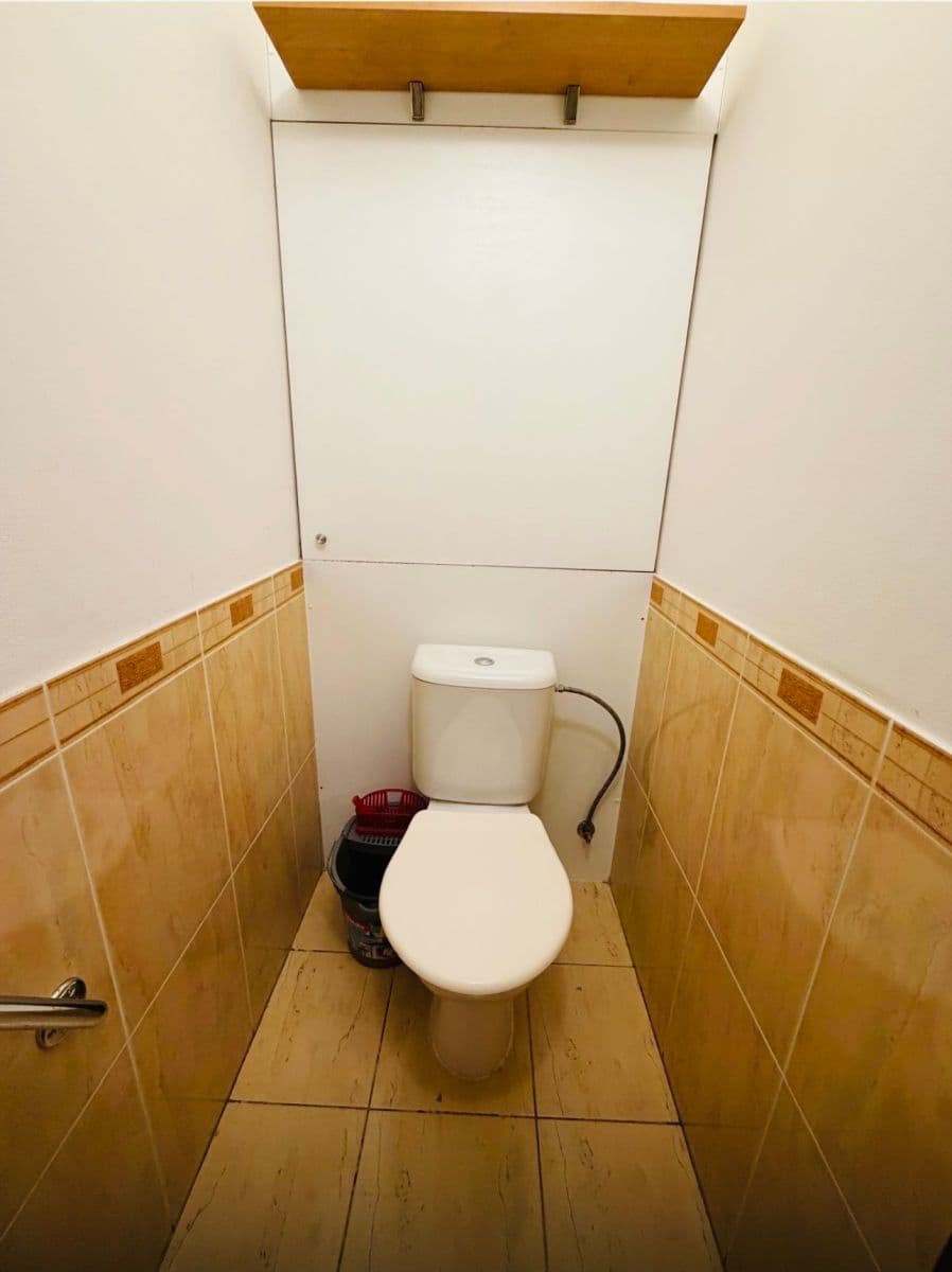 Prodej bytu 3+1 71 m², Ohradní, Praha, Praha Prodej bytu 3+1 71 m², Ohradní, Praha, Praha
