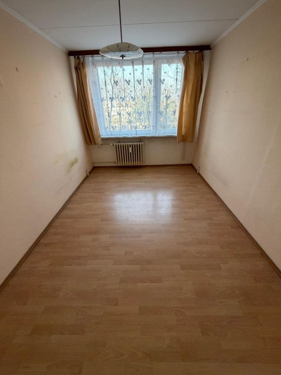 Prodej bytu 3+1 71 m², Ohradní, Praha, Praha Prodej bytu 3+1 71 m², Ohradní, Praha, Praha