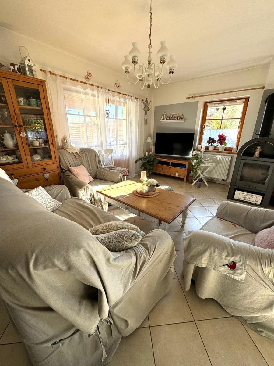 Prodej domu 110 m², pozemek 1.974 m², Holany, Liberecký kraj Prodej domu 110 m², pozemek 1.974 m², Holany, Liberecký kraj