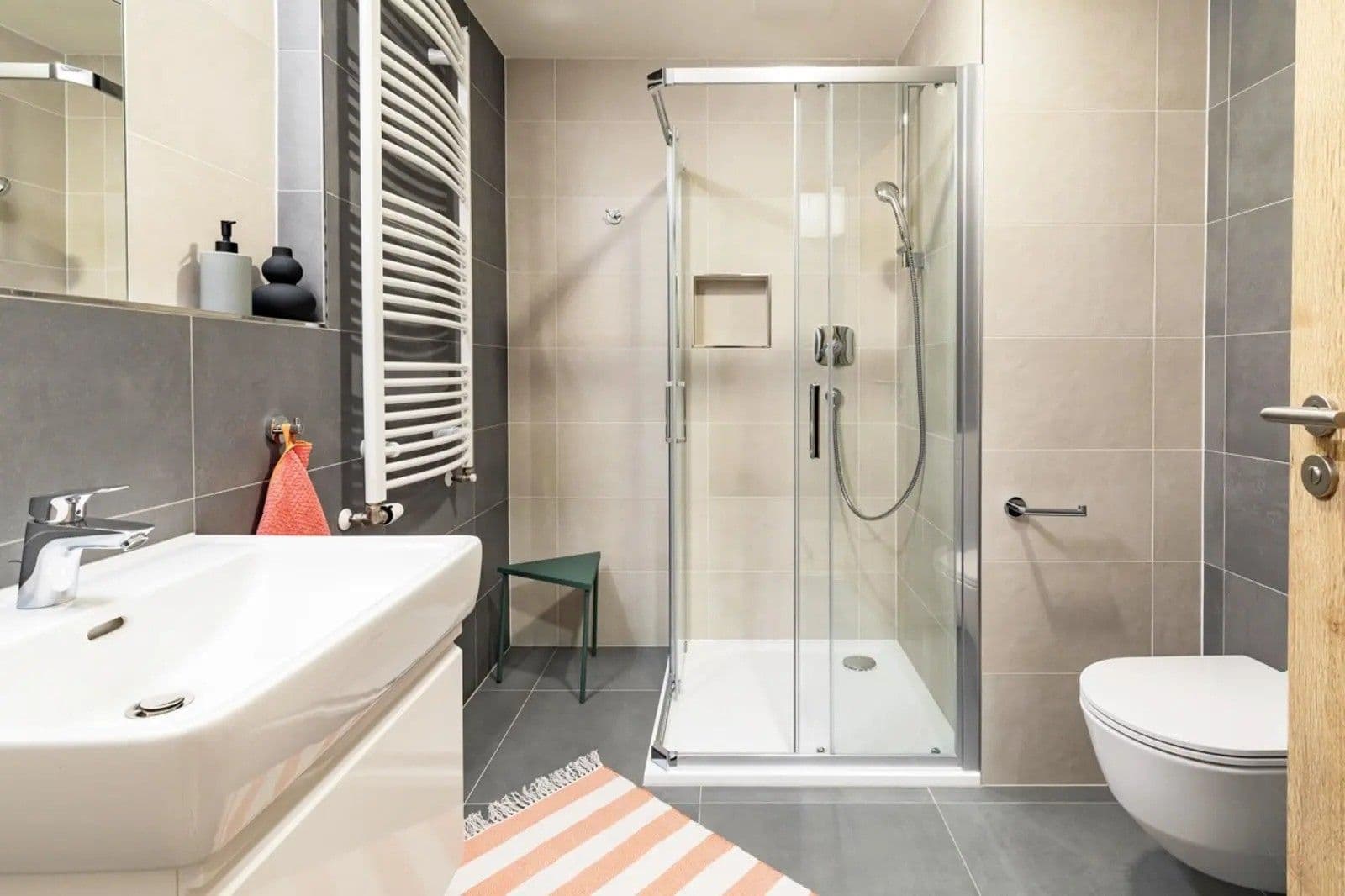 Pronájem bytu 1+kk 38 m², Vrbenského, Praha, Praha Pronájem bytu 1+kk 38 m², Vrbenského, Praha, Praha