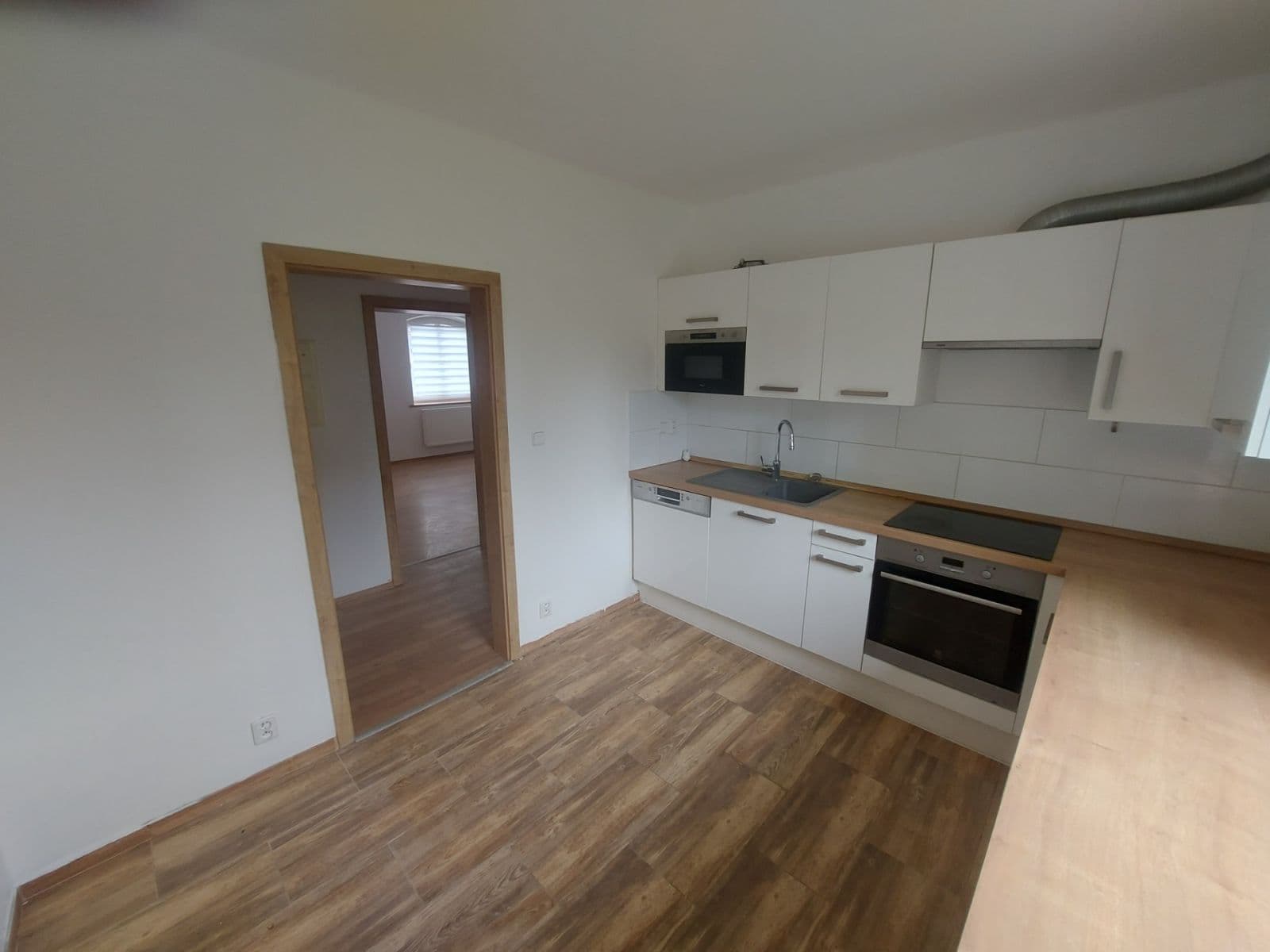 Prodej bytu 3+1 77 m², Lidická, Jablonné v Podještědí, Liberecký kraj Prodej bytu 3+1 77 m², Lidická, Jablonné v Podještědí, Liberecký kraj