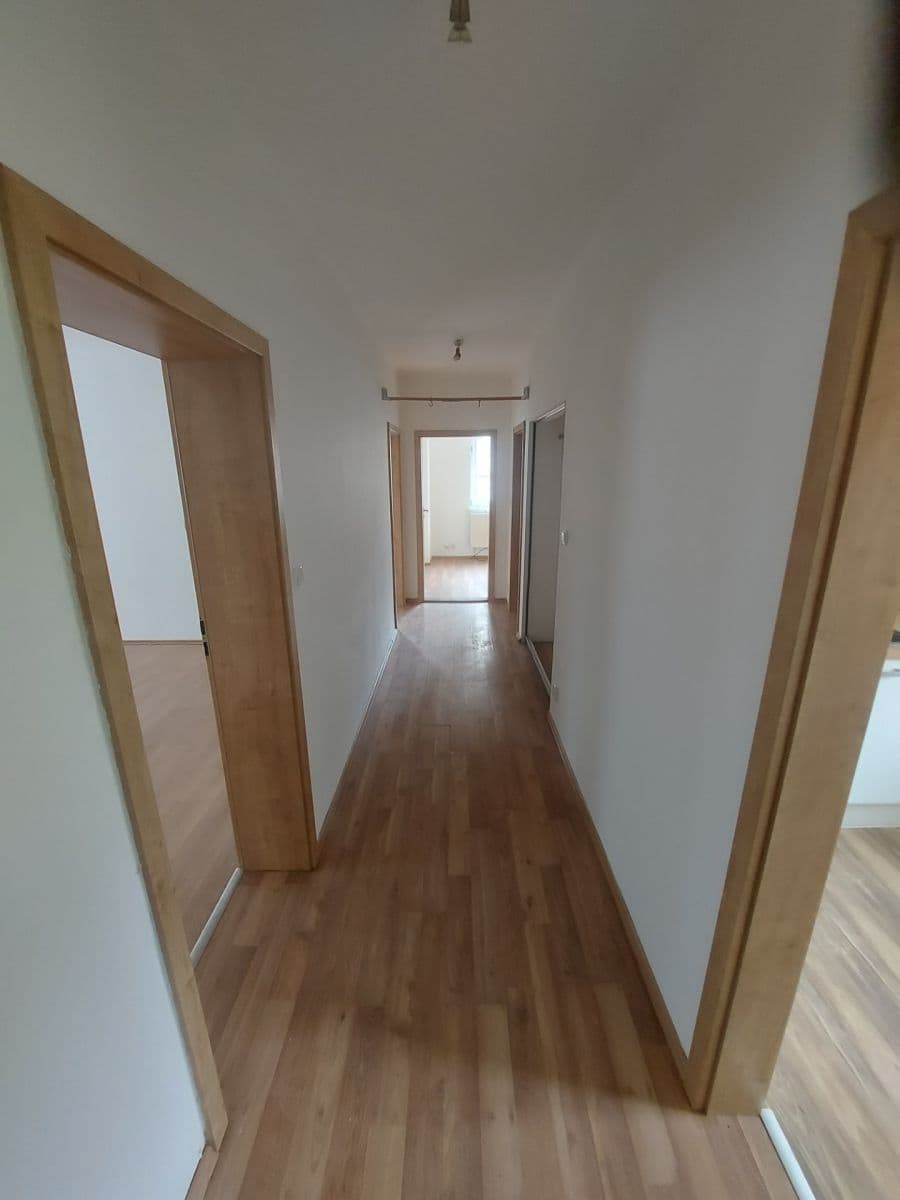 Prodej bytu 3+1 77 m², Lidická, Jablonné v Podještědí, Liberecký kraj Prodej bytu 3+1 77 m², Lidická, Jablonné v Podještědí, Liberecký kraj