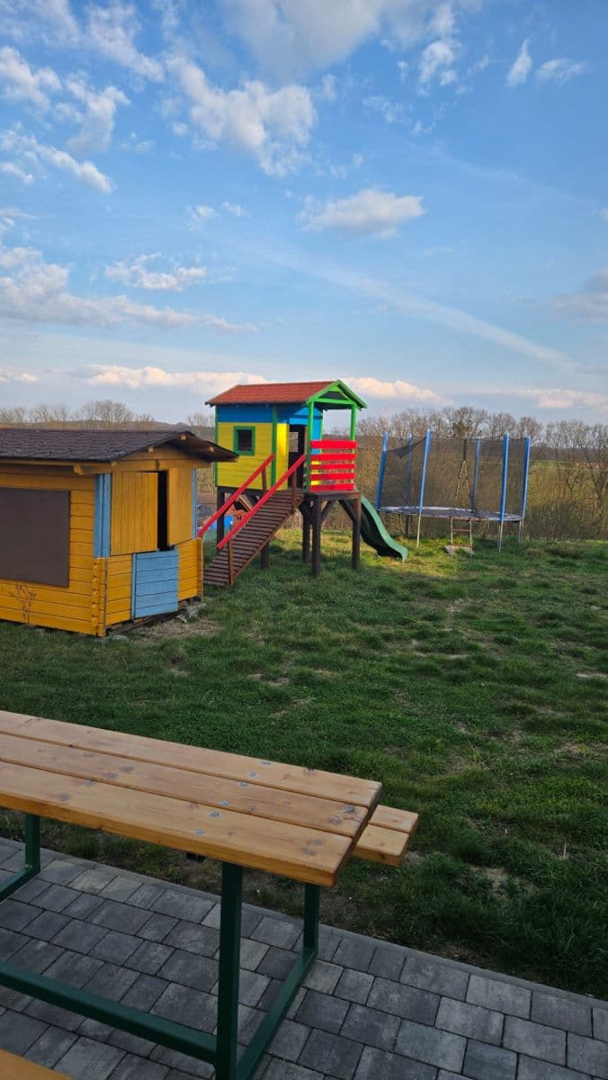 Pronájem nebytového prostoru 150 m², Výstavní, Děhylov, Moravskoslezský kraj Pronájem nebytového prostoru 150 m², Výstavní, Děhylov, Moravskoslezský kraj