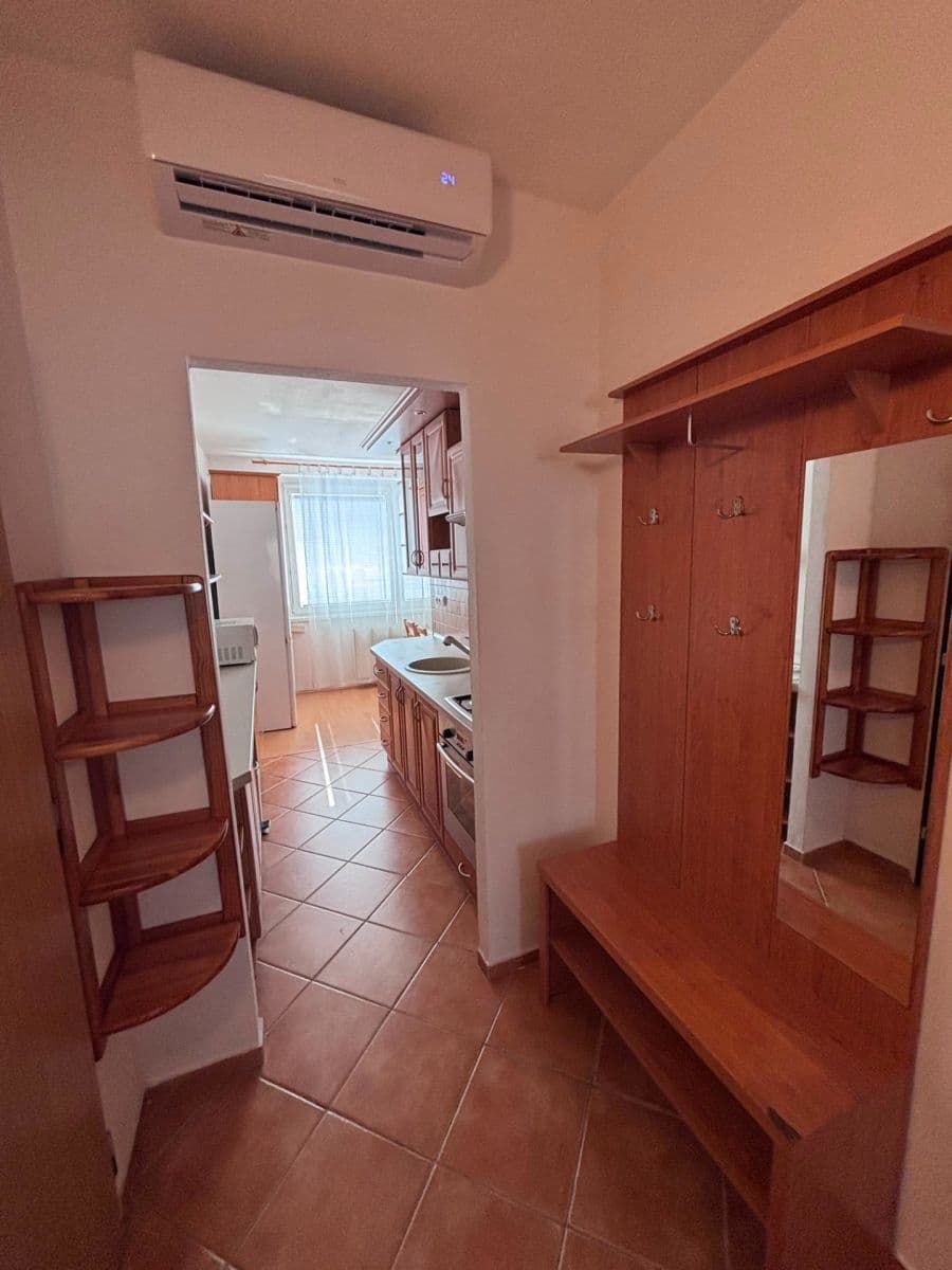 Pronájem bytu 2+1 54 m², Sputniková, Ružinov, Bratislavský kraj Pronájem bytu 2+1 54 m², Sputniková, Ružinov, Bratislavský kraj