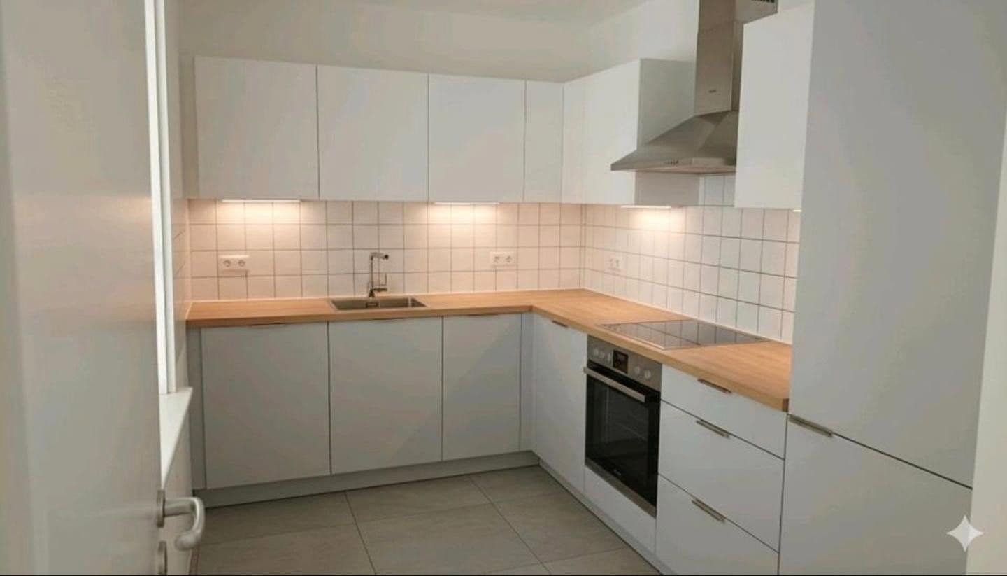 Pronájem bytu 2+1 56 m², Stuttgarter Allee 37, Leipzig, Sasko Pronájem bytu 2+1 56 m², Stuttgarter Allee 37, Leipzig, Sasko