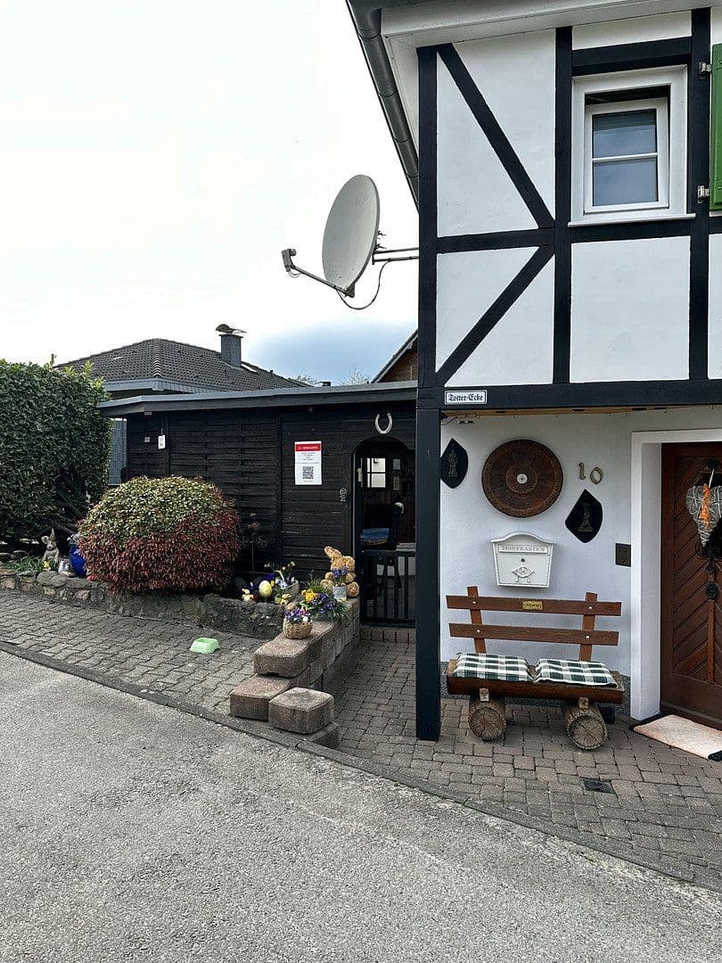 Prodej domu 57 m², pozemek 441 m², Holzkamp 10, Solingen, Severní Porýní-Vestfálsko Prodej domu 57 m², pozemek 441 m², Holzkamp 10, Solingen, Severní Porýní-Vestfálsko