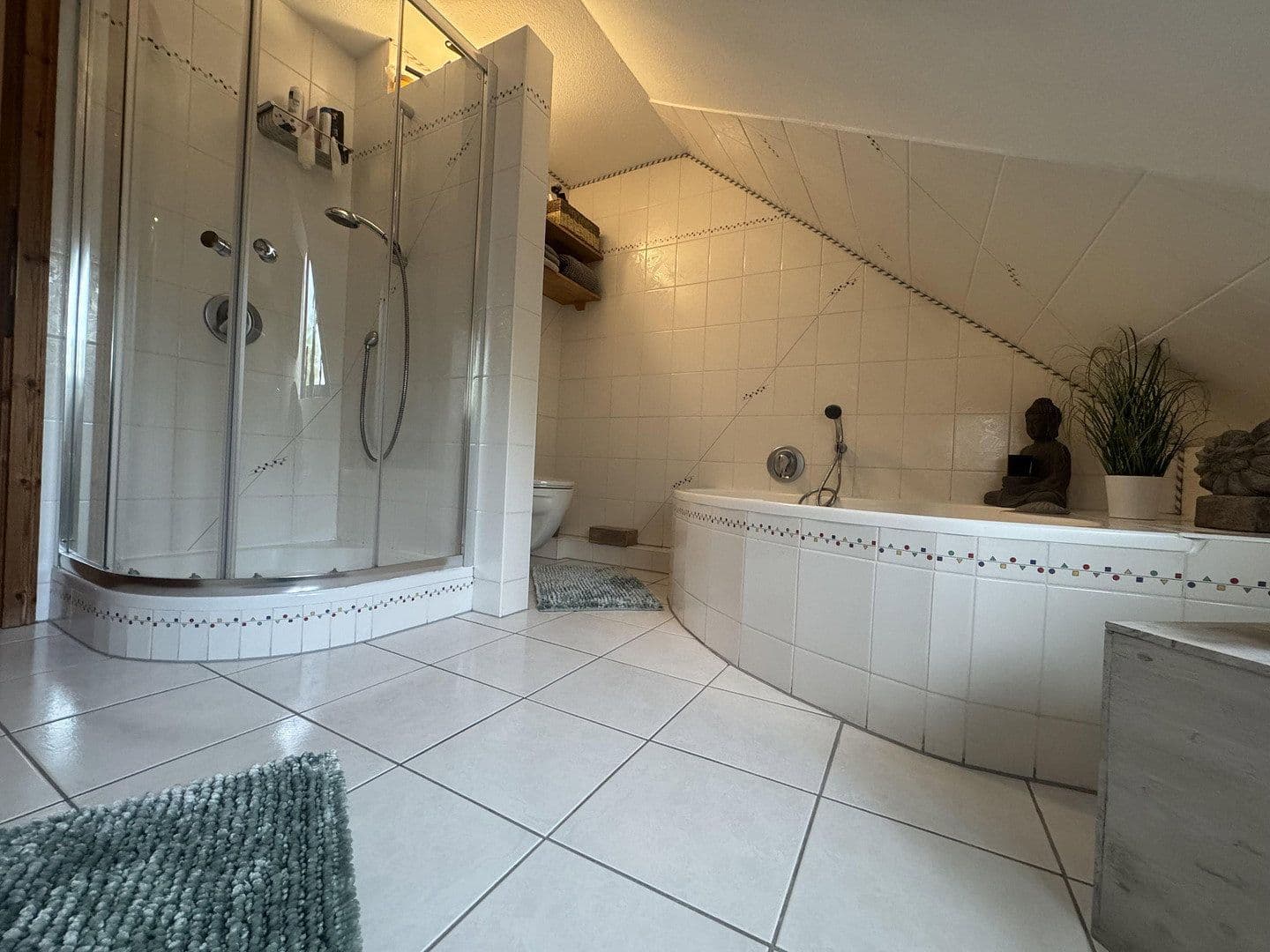 Prodej domu 134 m², pozemek 327 m², Neustadt am Rübenberge, Dolní Sasko Prodej domu 134 m², pozemek 327 m², Neustadt am Rübenberge, Dolní Sasko