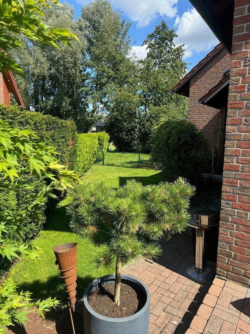 Prodej domu 134 m², pozemek 327 m², Neustadt am Rübenberge, Dolní Sasko Prodej domu 134 m², pozemek 327 m², Neustadt am Rübenberge, Dolní Sasko