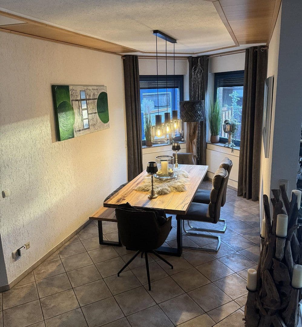 Prodej domu 134 m², pozemek 327 m², Neustadt am Rübenberge, Dolní Sasko Prodej domu 134 m², pozemek 327 m², Neustadt am Rübenberge, Dolní Sasko