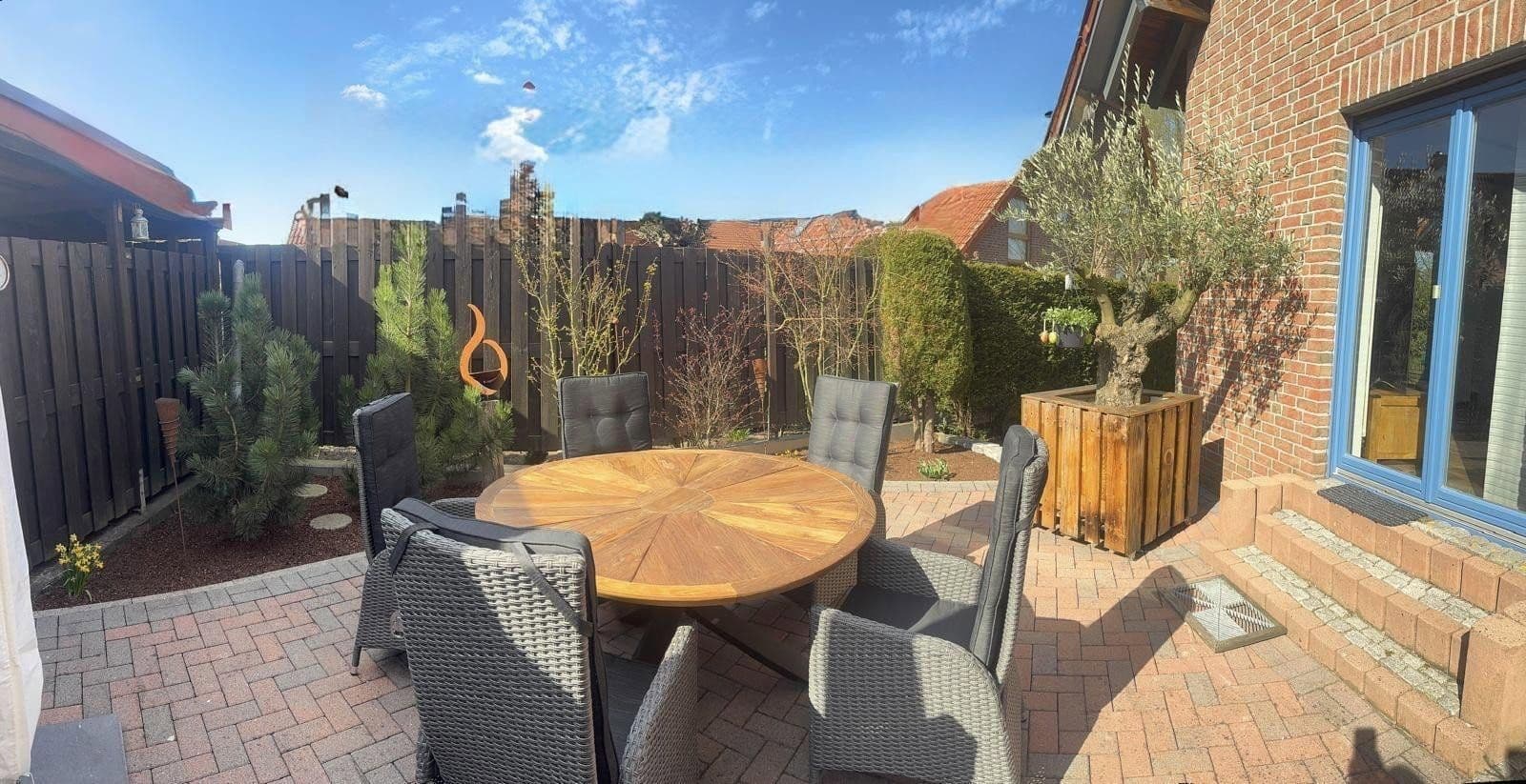 Prodej domu 134 m², pozemek 327 m², Neustadt am Rübenberge, Dolní Sasko Prodej domu 134 m², pozemek 327 m², Neustadt am Rübenberge, Dolní Sasko