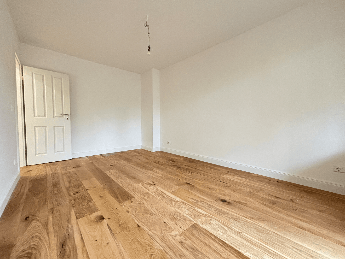 Prodej bytu 2+1 50 m², Holzmannstraße 17, Berlin, Berlín Prodej bytu 2+1 50 m², Holzmannstraße 17, Berlin, Berlín