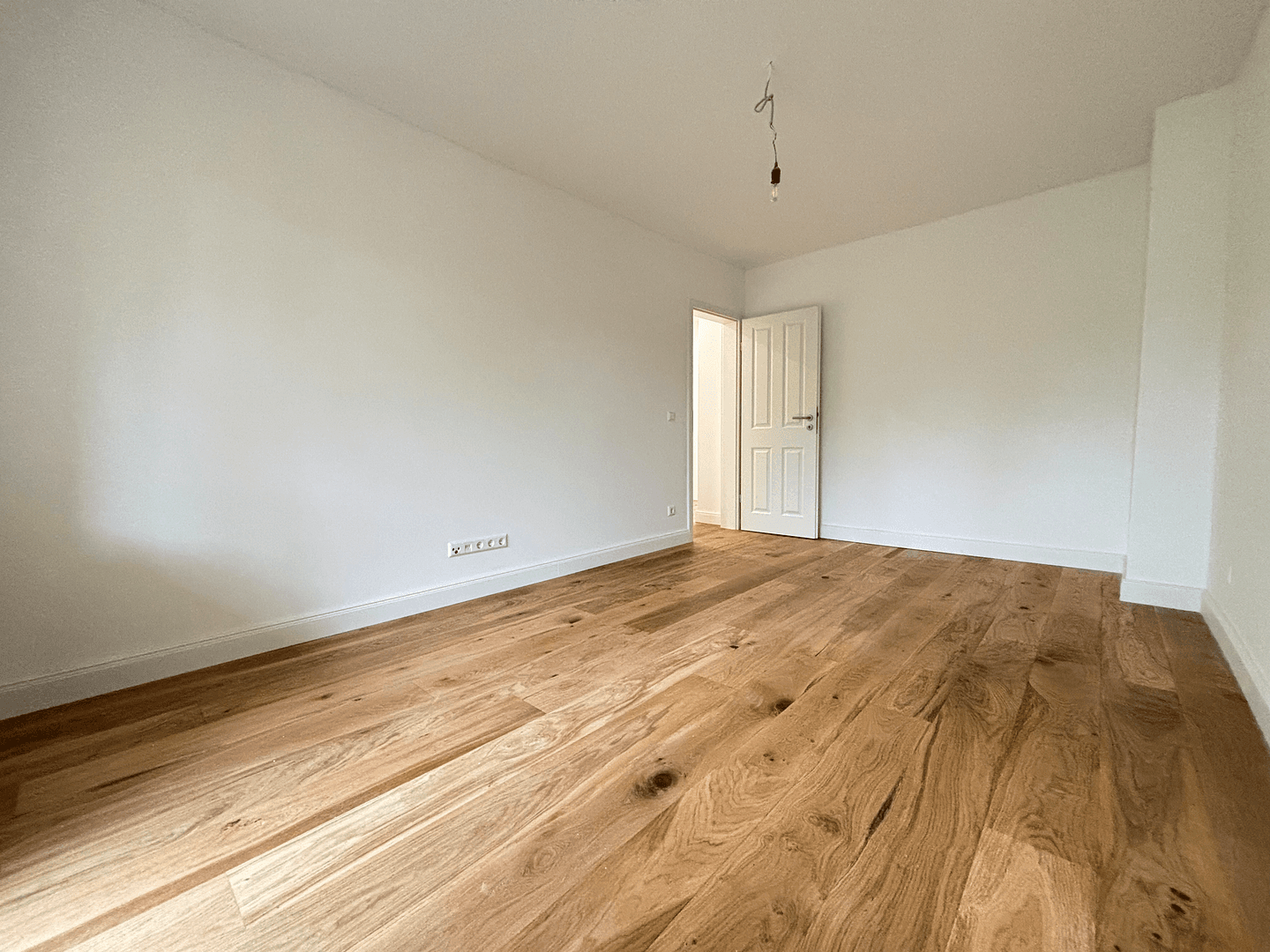 Prodej bytu 2+1 50 m², Holzmannstraße 17, Berlin, Berlín Prodej bytu 2+1 50 m², Holzmannstraße 17, Berlin, Berlín