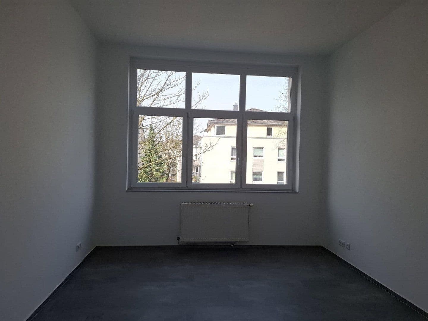 Pronájem bytu 2+1 61 m², Essen, Severní Porýní-Vestfálsko Pronájem bytu 2+1 61 m², Essen, Severní Porýní-Vestfálsko