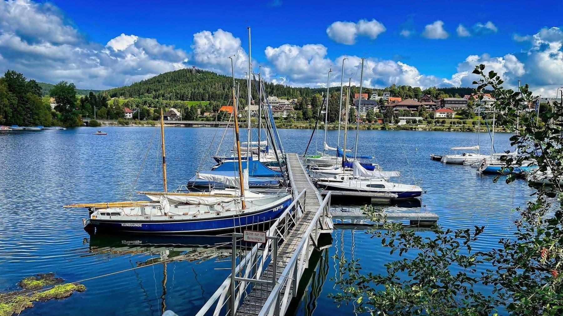 Prodej domu 330 m², pozemek 840 m², Lärchenweg 5, Schluchsee, Bádensko-Württembersko Prodej domu 330 m², pozemek 840 m², Lärchenweg 5, Schluchsee, Bádensko-Württembersko