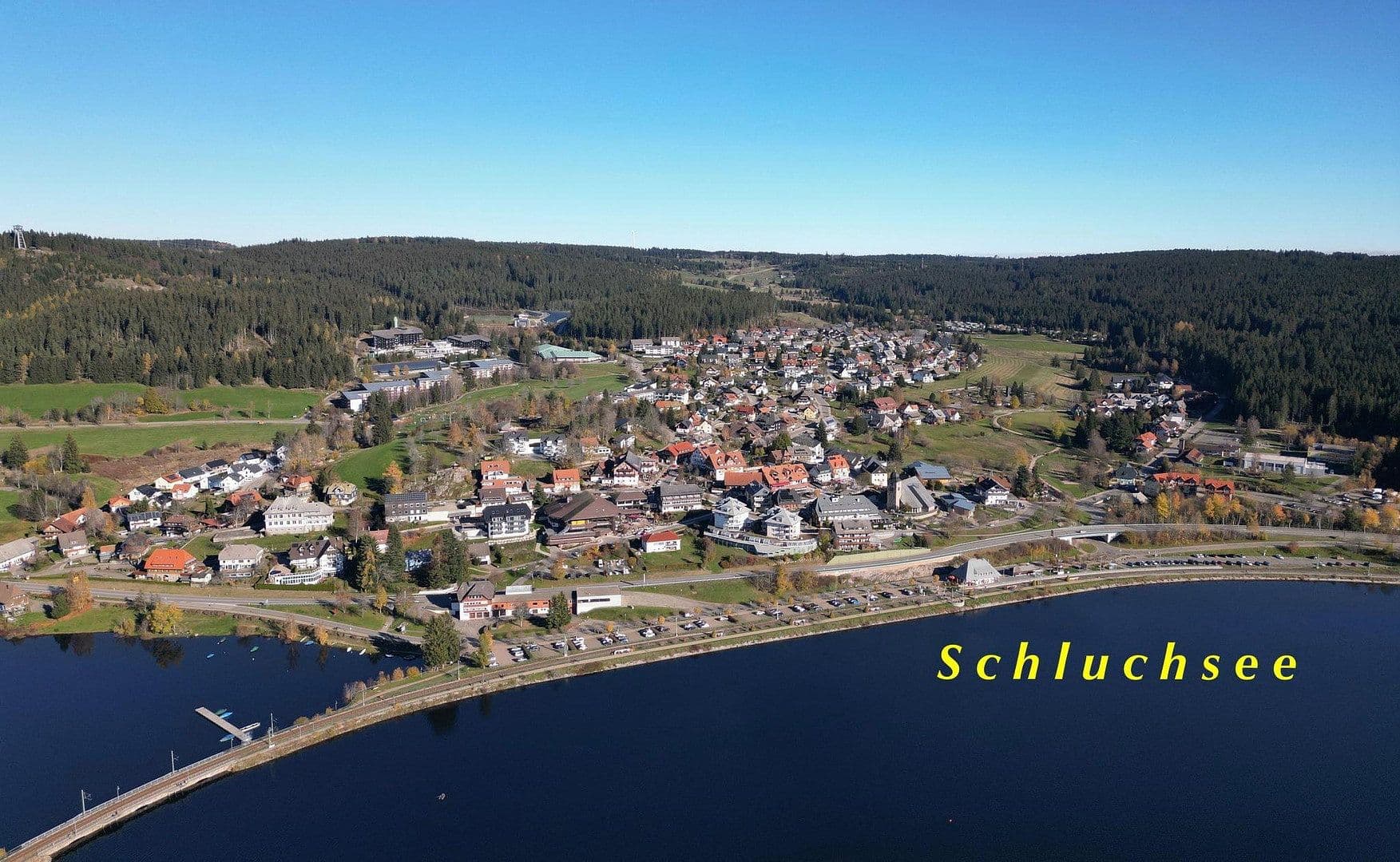 Prodej domu 330 m², pozemek 840 m², Lärchenweg 5, Schluchsee, Bádensko-Württembersko Prodej domu 330 m², pozemek 840 m², Lärchenweg 5, Schluchsee, Bádensko-Württembersko