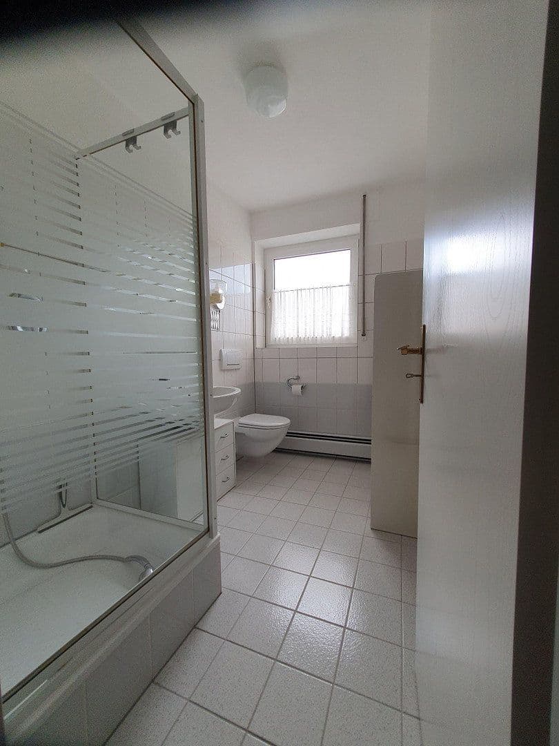 Prodej domu 220 m², pozemek 484 m², Ratingen, Severní Porýní-Vestfálsko Prodej domu 220 m², pozemek 484 m², Ratingen, Severní Porýní-Vestfálsko